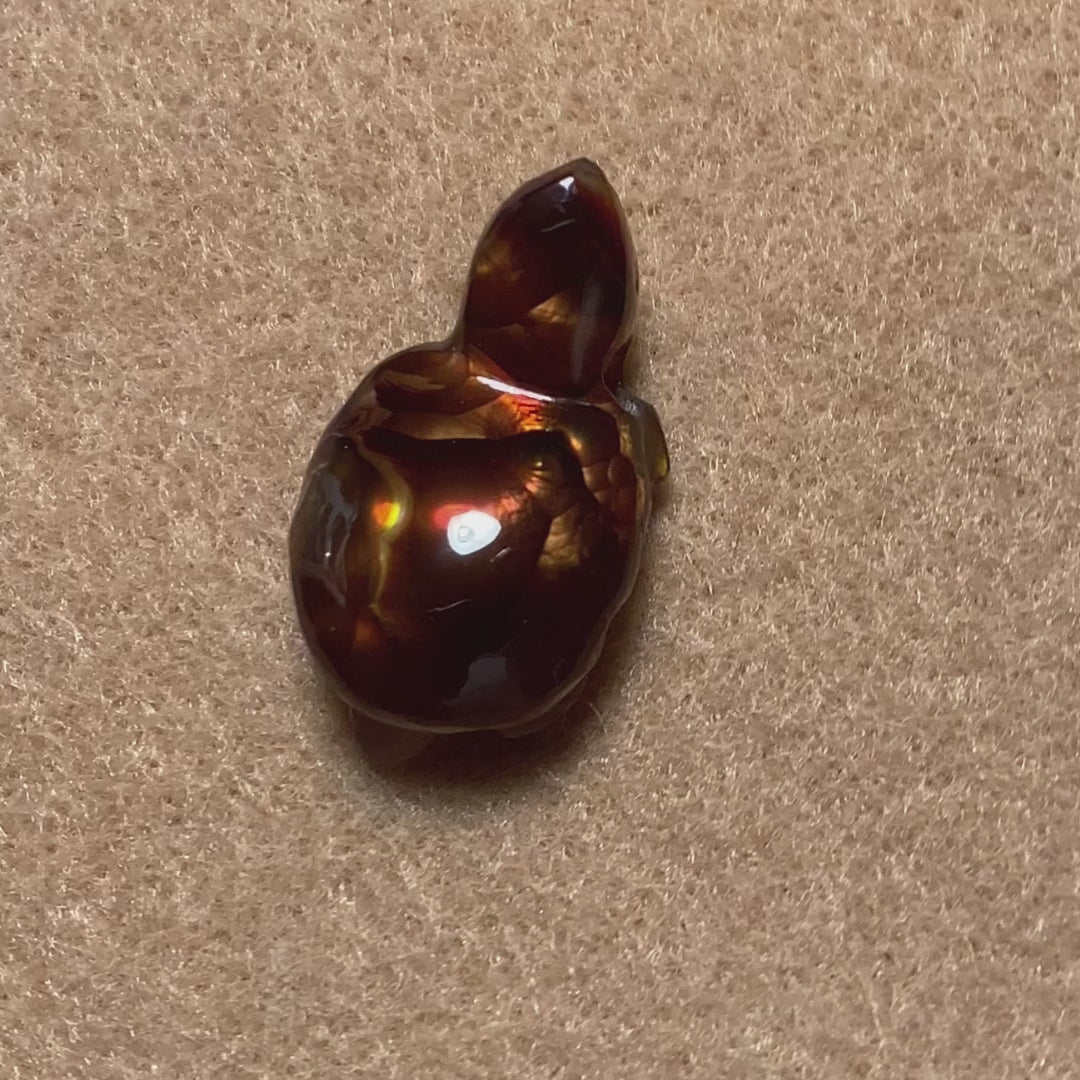 Aguascalientes Fire Agate Creature Carving Charm Specimen MXM007 Product Video