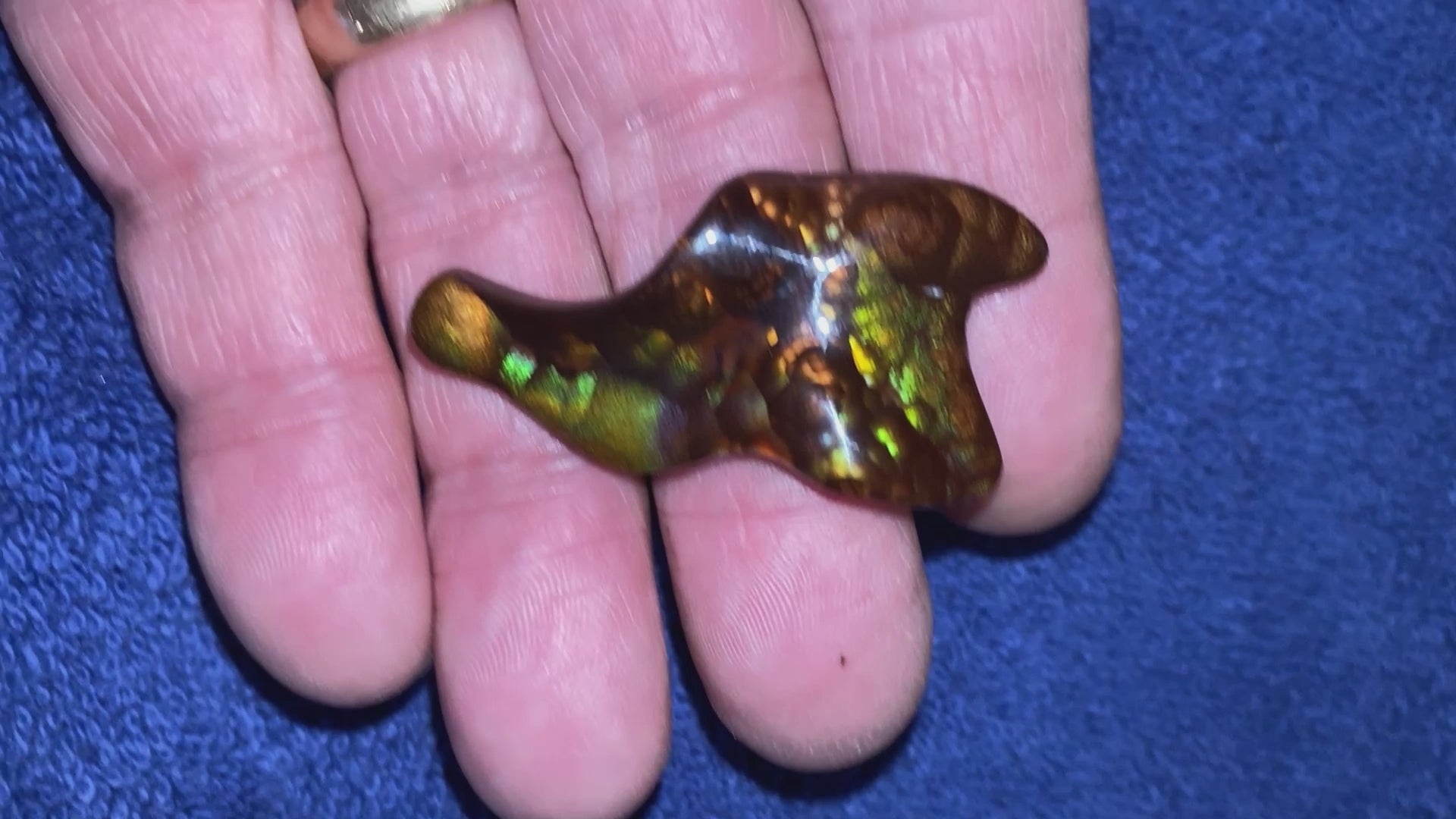 Deer Creek Fire Agate Gemstone Product Video DCG046