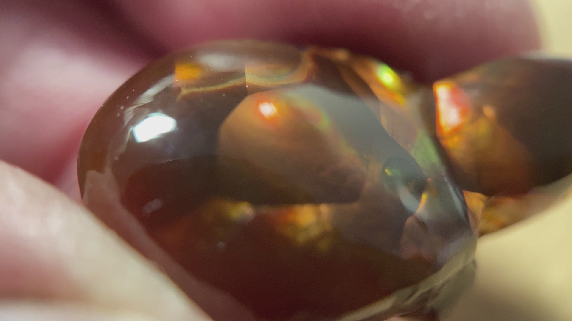 Aguascalientes Fire Agate Creature Carving Charm Specimen MXM007 Product Video