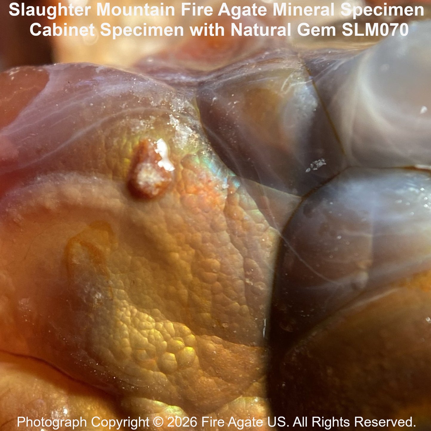 Close up photo showing fire agate schiller effect